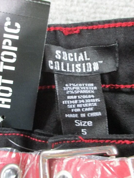 Social Collision Jeans Size 5 Red Star Studded Black Flare Belted Goth Y2K NWT - Picture 10 of 12